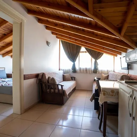 ınci Hostel