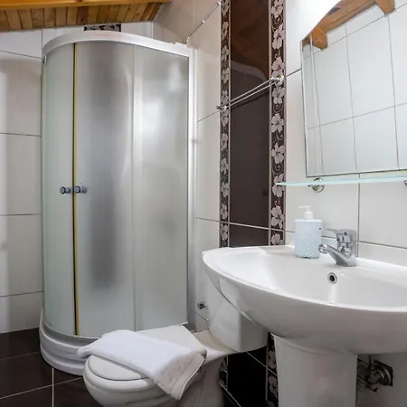 ınci Hostel Ula